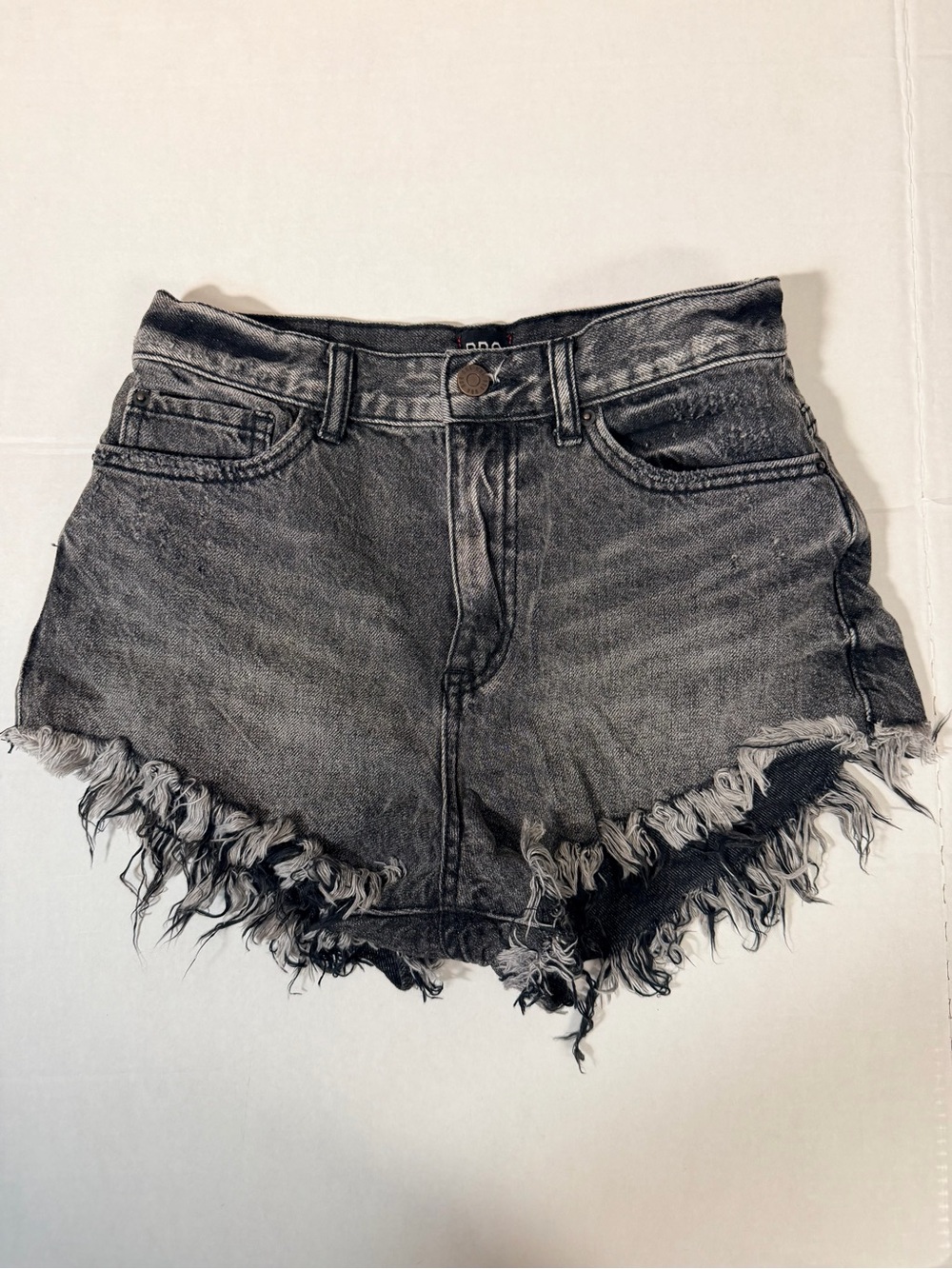 BDG Black Washed Frayed-Hem Denim Shorts Size 26